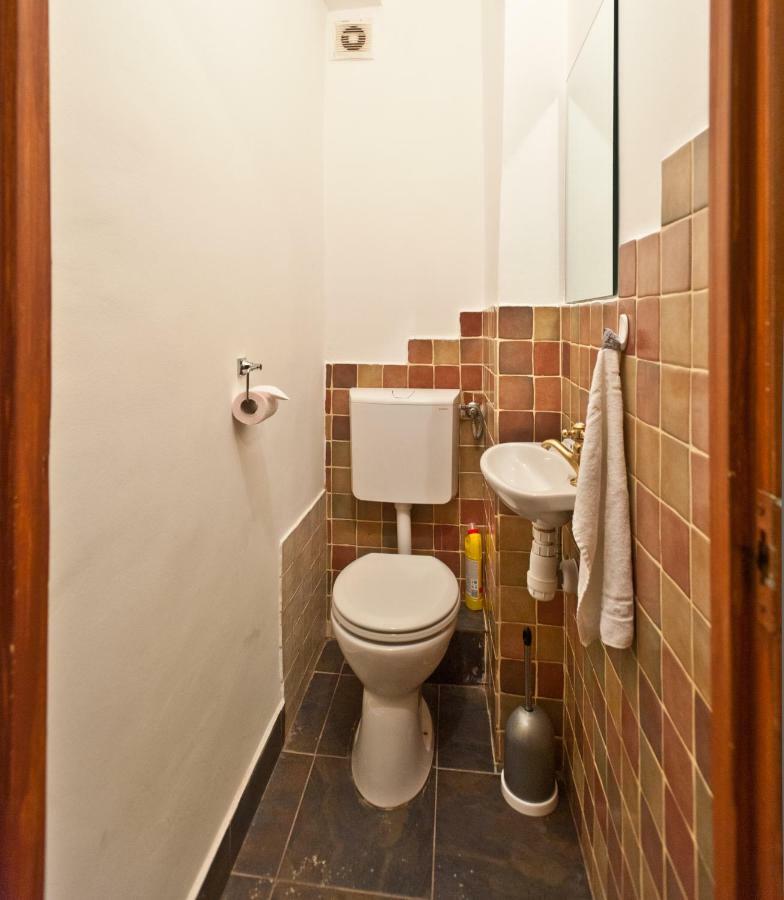 Green Apartment บูดาเปสต์ ภายนอก รูปภาพ